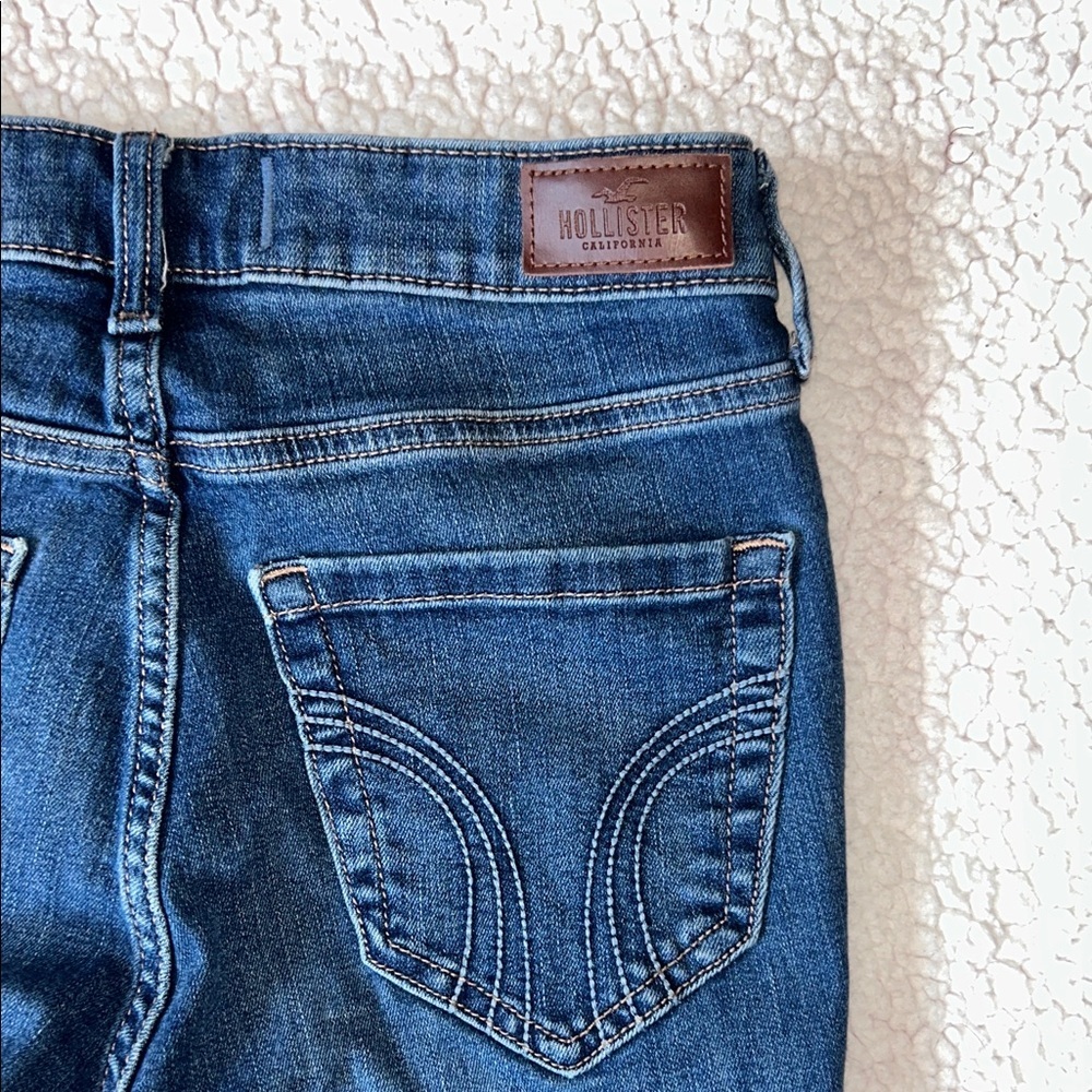 Hollister Distressed Blue Skinny Jeans - Picture 7 of 7
